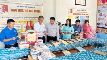 Xã hội hóa hoạt động văn hóa, thể thao