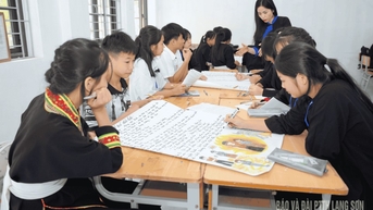 학생들에게 지역 문화와 역사를 전하다