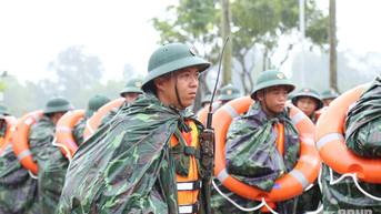 Lực lượng vũ trang TP Đà Nẵng chủ động ứng phó với bão số 12