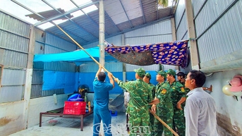 Lốc xoáy gây thiệt hại nhiều tài sản của người dân phường Hiệp Thành