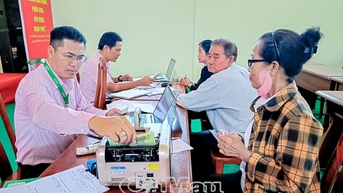 កម្ចីអនុគ្រោះ - គាំទ្រដល់និស្សិត STEM