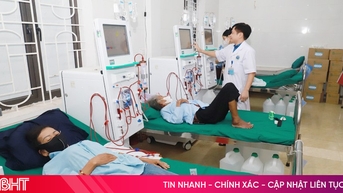Agribank Hà Tĩnh tặng Trung tâm Y tế Hương Sơn 5 máy chạy thận nhân tạo