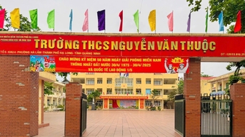 បណ្តេញ​នាយក​សាលា​ដែល​ប្តូរ​ថ្នាក់​របស់​កូន​មន្ត្រី​វួដ​ពី​ក្រ​ទៅ​ល្អ។