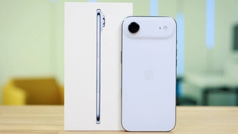 តម្លៃ iPhone Air ធ្លាក់ចុះរាប់លានបន្ទាប់ពីមួយខែនៅលើធ្នើ