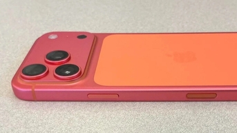Hàng loạt iPhone 17 Pro Max cam vũ trụ bị đổi màu
