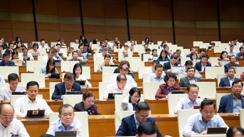 35歳までに2人の子供を出産した女性は、経済的支援を受け、公営住宅の購入において優先権が与えられる。