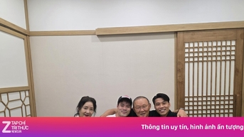 គ្រូបង្វឹក Park Hang-seo ជួបជាមួយ Van Toan និង Van Thanh