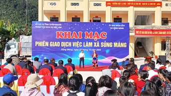 ពិព័រណ៍ការងារនៅឃុំសឹងម៉ង់