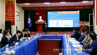 ក្រុមហ៊ុន​អគ្គិសនី​ឡាង​សឺន៖ សិក្ខាសាលា​ស្ដីពី​ការ​អនុវត្ត​សាកល្បង​តម្លៃ​អគ្គិសនី​ពីរ​ផ្នែក
