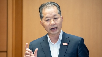 លោក Nguyen Van Quang បាននិយាយថា ក្រុមហ៊ុនត្រូវចំណាយពេល 3 ឆ្នាំដើម្បីក្ស័យធន។