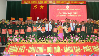 មហាសន្និបាតគណៈប្រតិភូសមាគមអតីតយុទ្ធជនឃុំ Binh Kien លើកទី ៨ អាណត្តិ ២០២៥ - ២០៣០