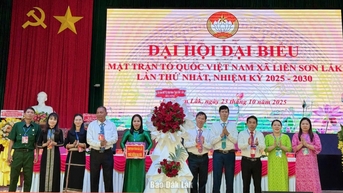 រណសិរ្ស​មាតុភូមិ​ឃុំ​លៀន​សឺន​ឡាក់ លើក​កម្ពស់​តួនាទី​ត្រួតពិនិត្យ និង​រិះគន់​សង្គម។