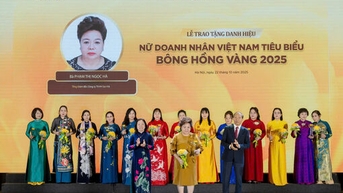 ស្ត្រី​ពាណិជ្ជករ Pham Thi Ngoc Ha ទទួល​បាន​កិត្តិ​យស​ពីរដង​ជា “ស្ត្រី​ពាណិជ្ជករ​វៀត​ណាម​ឆ្នើម – Golden Rose”