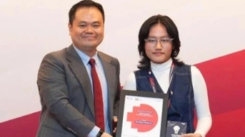 Ám ảnh nợ nần, nữ sinh bứt phá giành học bổng toàn phần đại học quốc tế