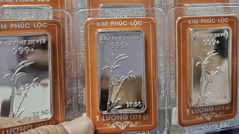 Giá bạc hôm nay 24-10: Giảm rất mạnh, có nên mua vào?