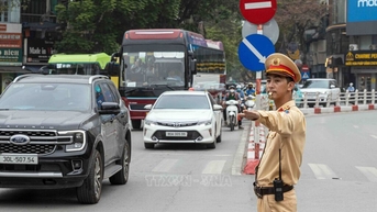 Hướng dẫn người dân lưu thông thuận lợi khi tham gia Hội chợ Mùa Thu 2025