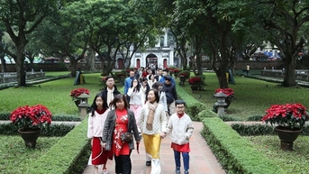 Hà Nội: Người lao động được nghỉ 5 ngày dịp Tết Âm lịch