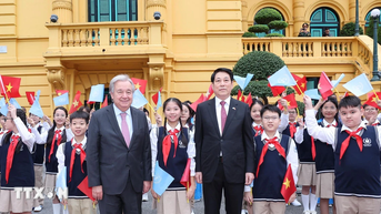 ពិធីទទួលស្វាគមន៍អគ្គលេខាធិការអង្គការសហប្រជាជាតិ ក្នុងដំណើរបំពេញទស្សនកិច្ចផ្លូវការនៅវៀតណាម