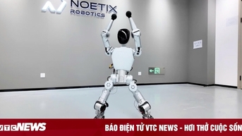 Trung Quốc ra mắt robot hình người giá 36 triệu đồng