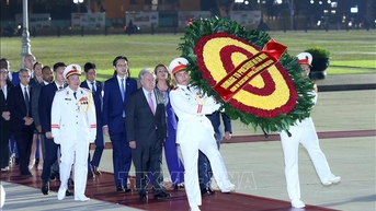 អគ្គលេខាធិការអង្គការសហប្រជាជាតិ អញ្ជើញទៅជួបលោកប្រធានហូជីមិញ