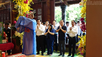 Các đồng chí lãnh đạo tỉnh dự Lễ Cơm mới Đền Đông Cuông 2025