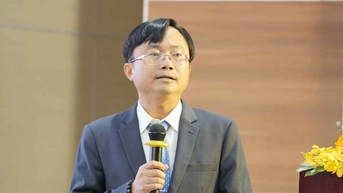 Bất cập khi đại học 40.000 hay 4.000 sinh viên cũng chỉ có 3 phó hiệu trưởng