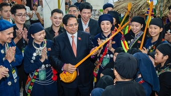 Thủ tướng Phạm Minh Chính kiểm tra công tác chuẩn bị Hội chợ Mùa Thu 2025