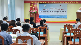 Hội thảo khoa học “Phát triển Khu kinh tế ven biển Trần Đề và vấn đề đặt ra với nguồn nhân lực”
