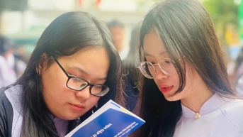 Tuyển sinh 2026, nhiều trường đại học tiếp tục “siết” điểm học bạ