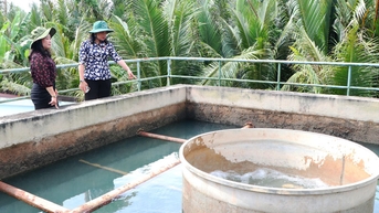 HĐND tỉnh khảo sát về chất lượng nước sinh hoạt tại xã Càng Long