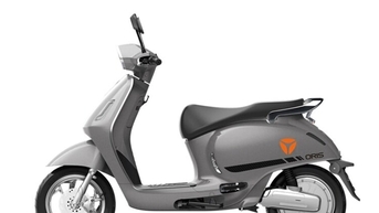 Yadea Oris: Scooter điện 90 km/sạc, giá 22,99 triệu
