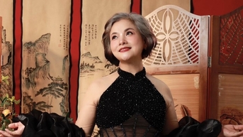 សិល្បករប្រជាជនដែលមានឋានៈវរសេនីយ៍ឯក ធ្លាប់ស្ថិតក្នុងលំដាប់កំពូលទាំង ១០ នៃសម្រស់ទីក្រុងហាណូយ មានជីវភាពសាមញ្ញ។