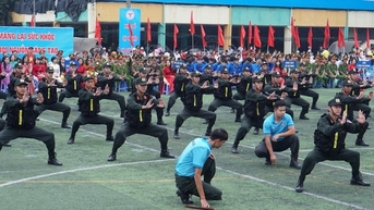 Sôi động Đại hội Thể dục thể thao phường Hồng Hà