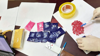 Công an Lạng Sơn bắt giữ 4 đối tượng cùng 1 bánh heroin và hơn 2.000 viên ma túy