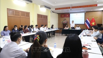 បញ្ញវន្ត​វៀតណាម​នៅ​ប្រទេស​ថៃ​អម​ដំណើរ​ប្រទេស​ក្នុង​សករាជ​ថ្មី។