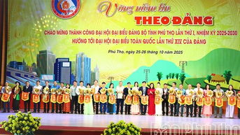 Khai mạc Liên hoan Nghệ thuật quần chúng tỉnh Phú Thọ năm 2025