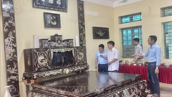 Khảm trai Chuyên Mỹ: Từ tinh hoa ngàn năm đến khát vọng hội nhập thế giới