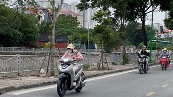 Thời tiết ngày 26/10: Bắc Bộ sáng và đêm trời lạnh, Nam Bộ có mưa rào và dông