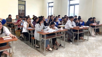 Học sinh trường chuyên TP.HCM truyền lửa STEM đến tỉnh xa