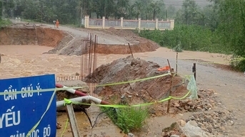 Mưa lớn trên diện rộng tại Đà Nẵng, các hồ thủy điện bắt đầu xả nước
