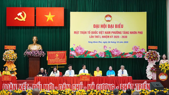 រណសិរ្ស​មិន​ត្រឹម​តែ​ប្រមូល​ផ្តុំ​ប៉ុណ្ណោះ​ទេ ប៉ុន្តែ​ក៏​បម្រើ និង​រួម​ដំណើរ​ជាមួយ​ប្រជាជន​ផង​ដែរ។