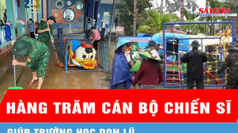 Giúp trường học dọn lũ