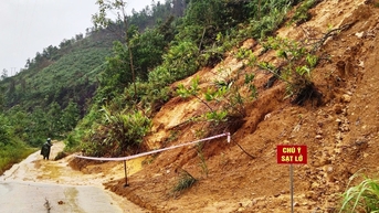 Đà Nẵng ủy quyền cho cơ sở quyết định việc nghỉ học phòng tránh mưa lũ