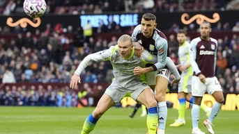 VAR từ chối Haaland, Man City gục ngã trên sân Aston Villa