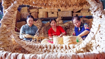 Tăng thu nhập từ nghề tay trái
