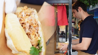 ទីក្រុងហូជីមិញ៖ ជនជាតិលោកខាងលិចលក់នំបុ័ង និយាយភាសាវៀតណាមយ៉ាងស្ទាត់ជំនាញ ទាក់ទាញអតិថិជនឲ្យមកញ៉ាំ