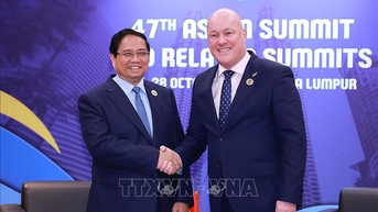Thủ tướng Phạm Minh Chính gặp Thủ tướng New Zealand Christopher Luxon