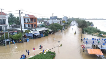Lũ gây chia cắt, cô lập hơn 2.000 hộ dân ở Đà Nẵng
