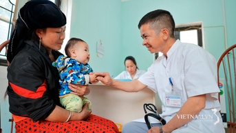 Người "chiến sĩ áo trắng" nơi địa đầu Tổ quốc