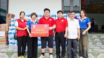 Lan tỏa yêu thương, sẻ chia cùng đồng bào vùng thiên tai
